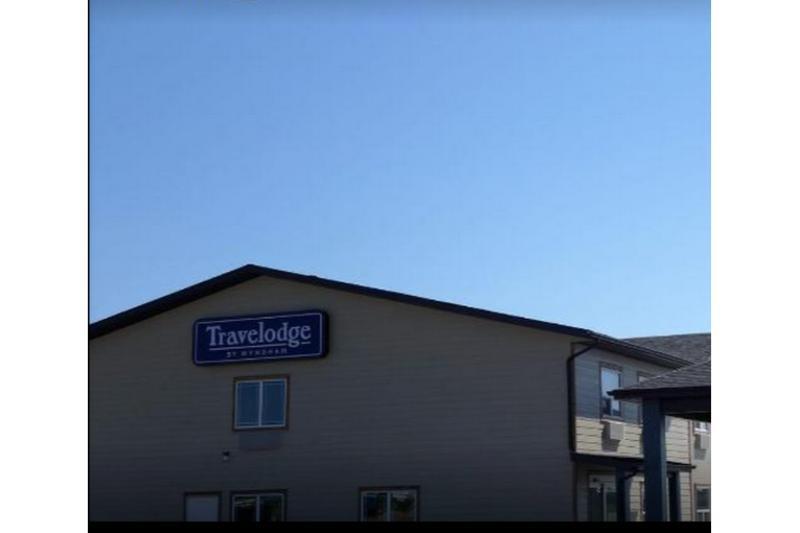 Travelodge By Wyndham Pincher Creek Esterno foto