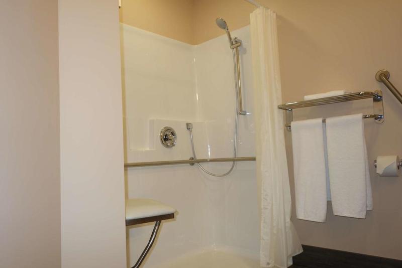 Travelodge By Wyndham Pincher Creek Esterno foto